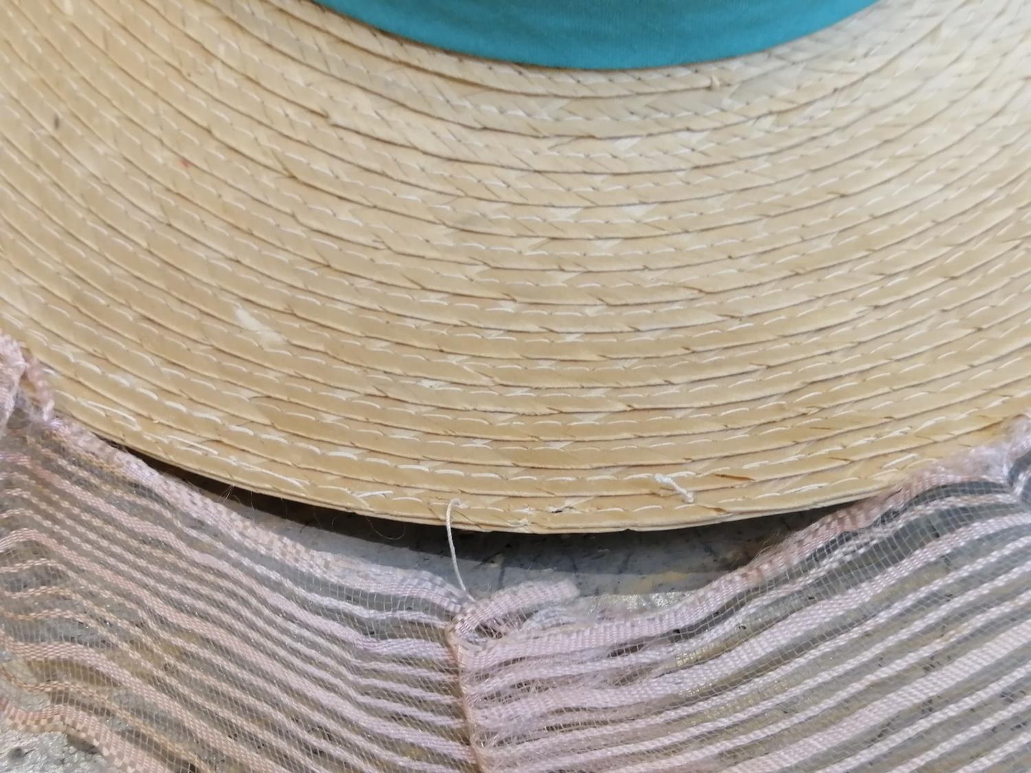 Vintage hatt damhatt halmhatt platt kulle grönt band rosa spets