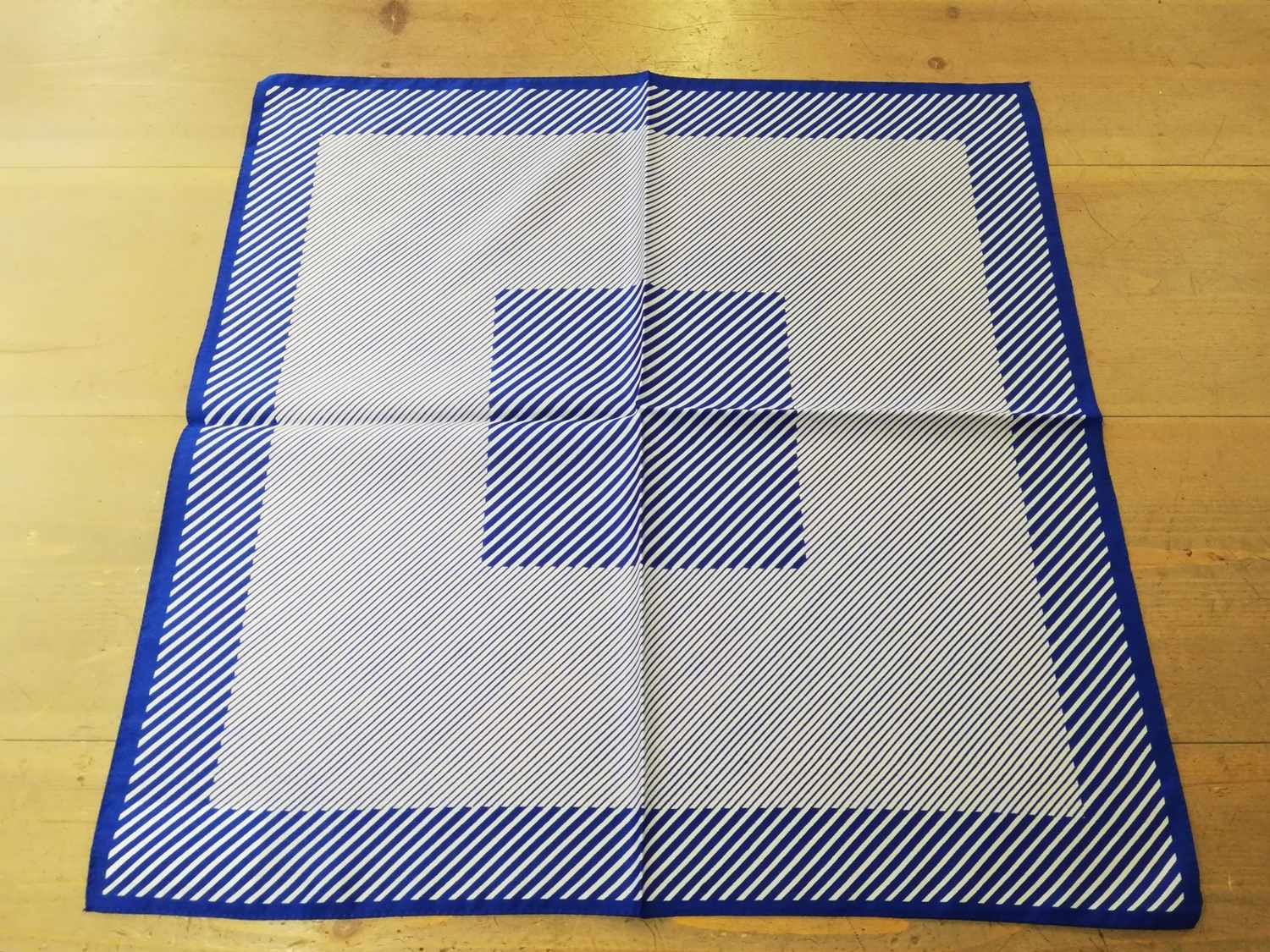 Retro scarf scarves sjal mellanblå vit streck-mönster