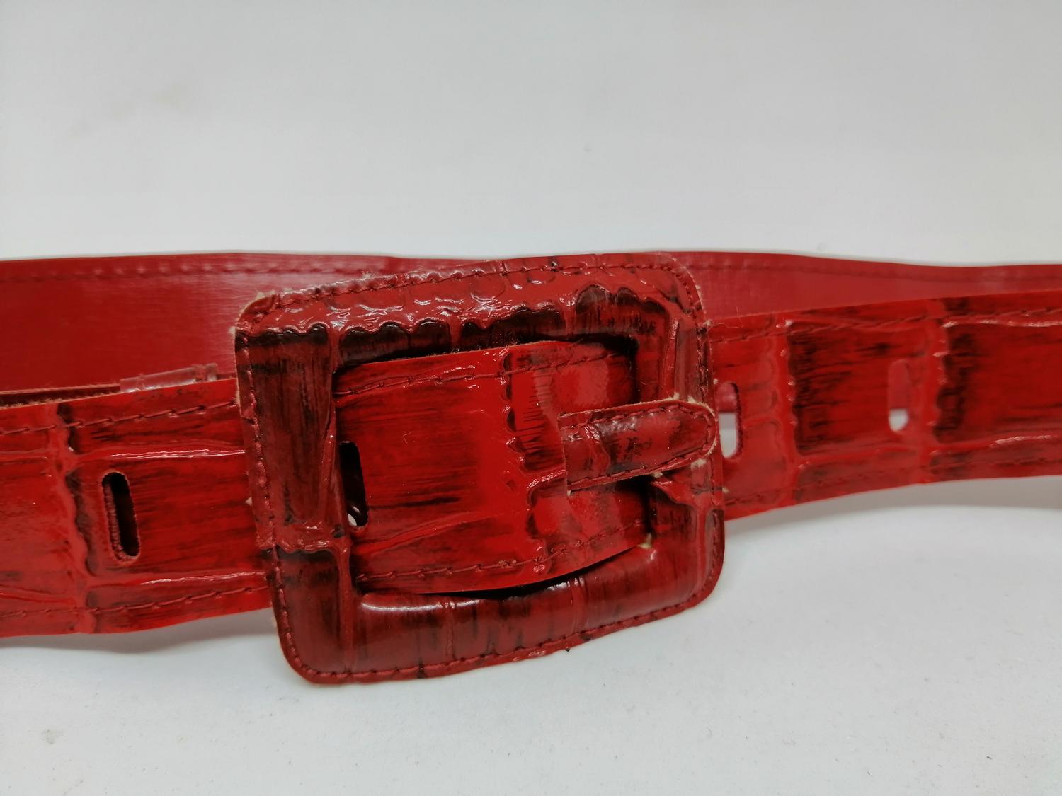 Vintage retro skärp bälte röd-svart krokodilimitation fyrkantigt spänne samma fä