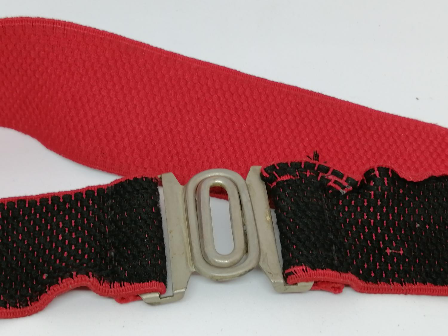 Vintage retro skärp bälte elastiskt röd-svart silverf spänne