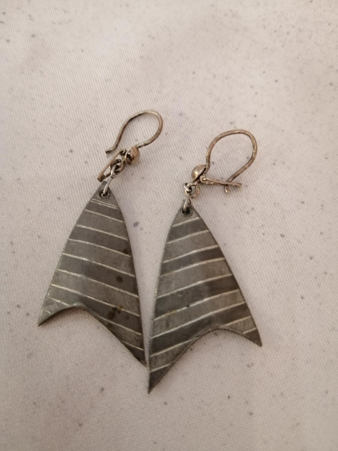 Smycke bijouteri örhänge för hål hängande triangel grå silverf