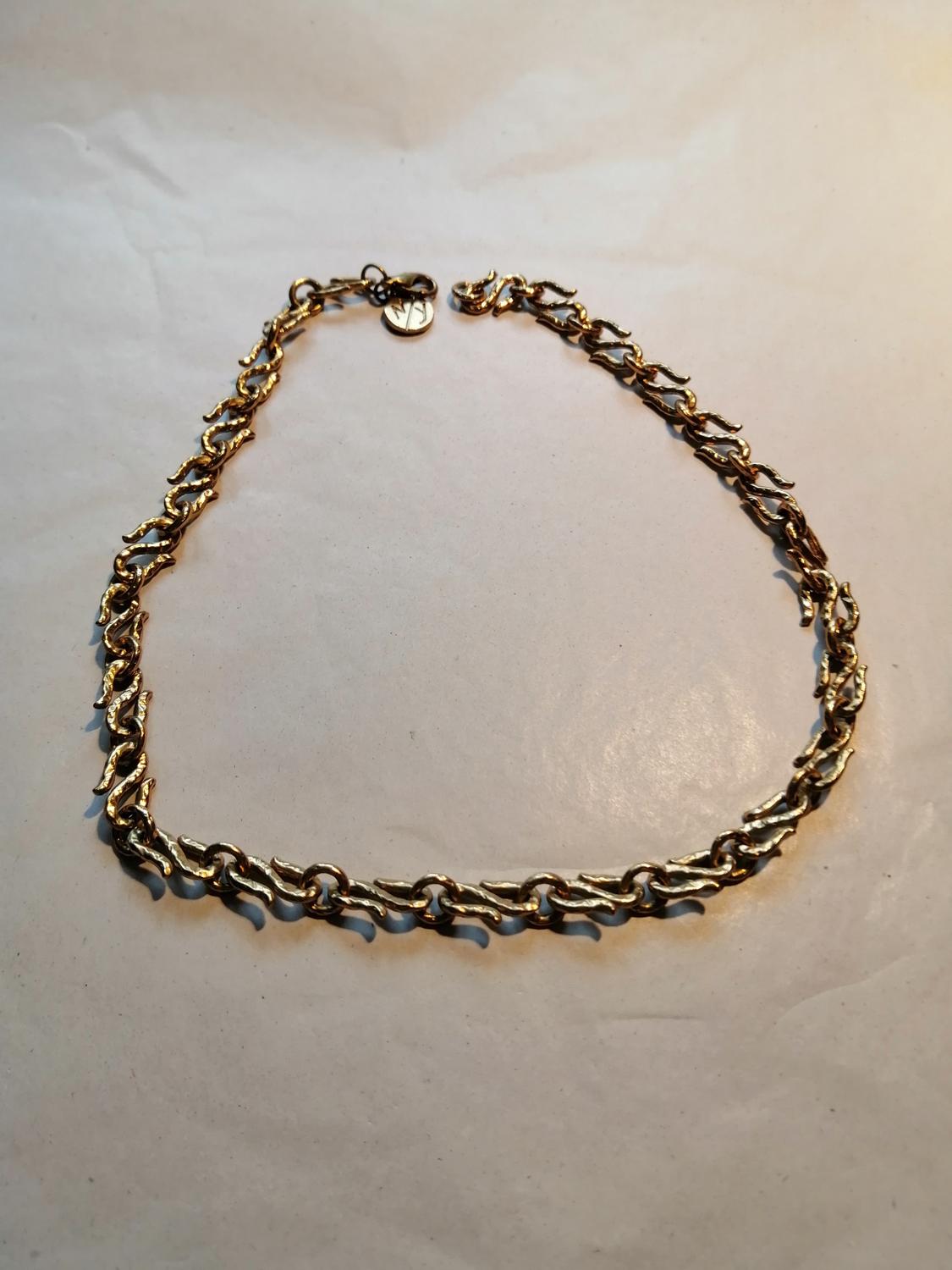 Second hand bijouteri smycke halsband kortare gulfärgade S-krokar N/Y