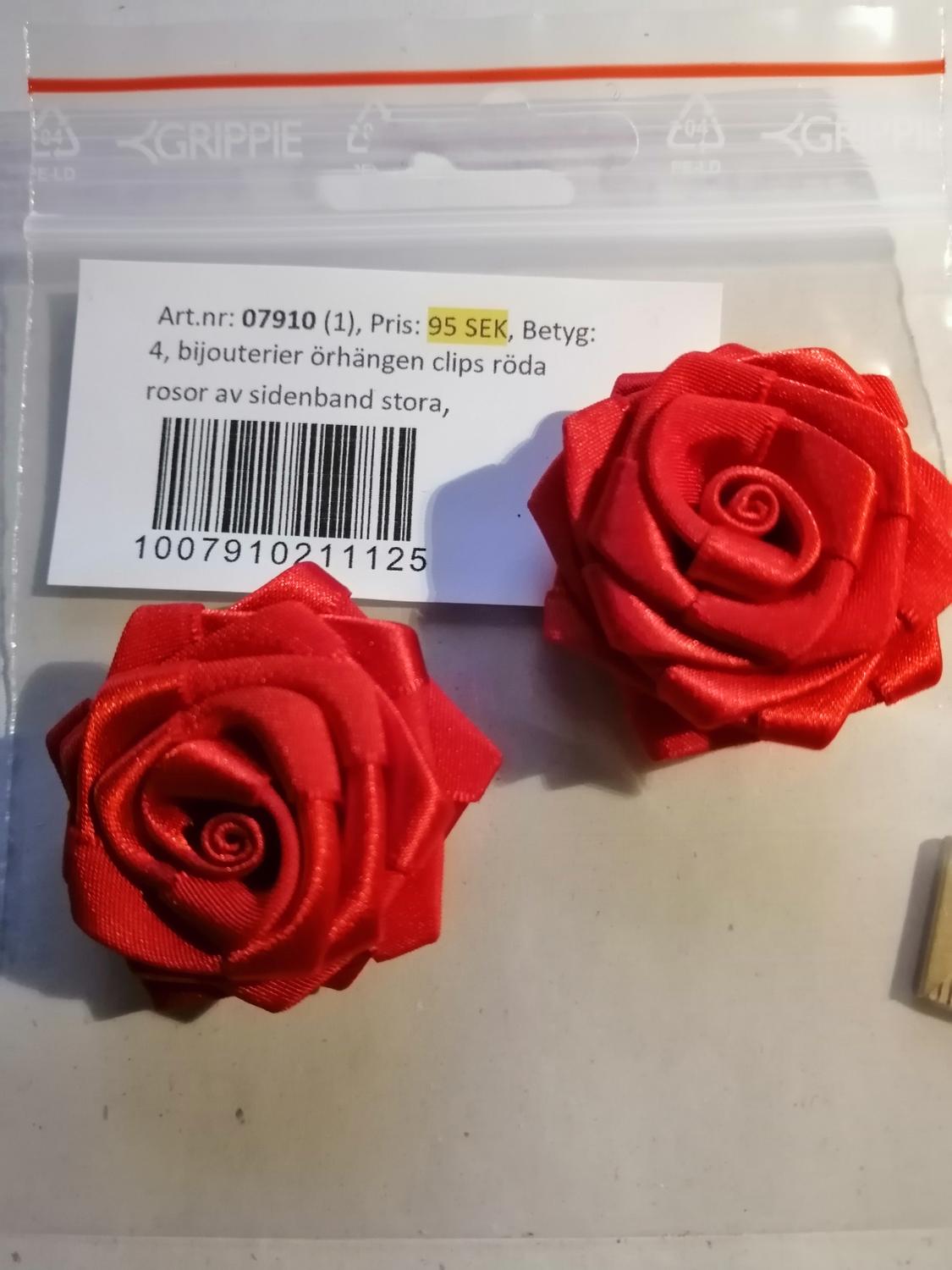 Second hand bijouterier örhängen clips röda rosor av sidenband stora