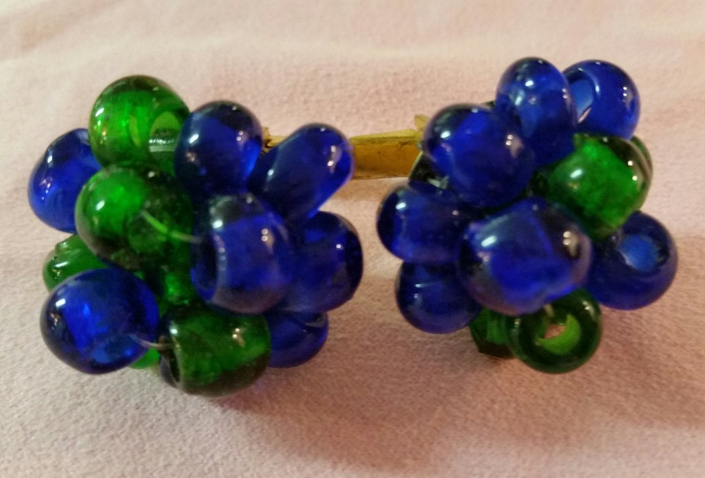 Retro bijouteri smycke manschettknappar glaspärlor i blått och grönt tunga