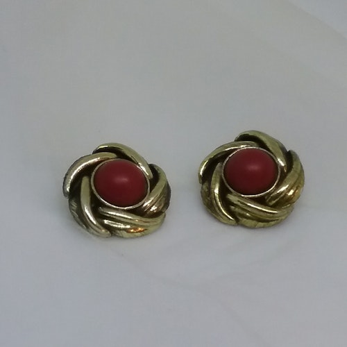 Vintage retro smycke bijouteri örhänge clips röd mitt guldfärgad kedja runt
