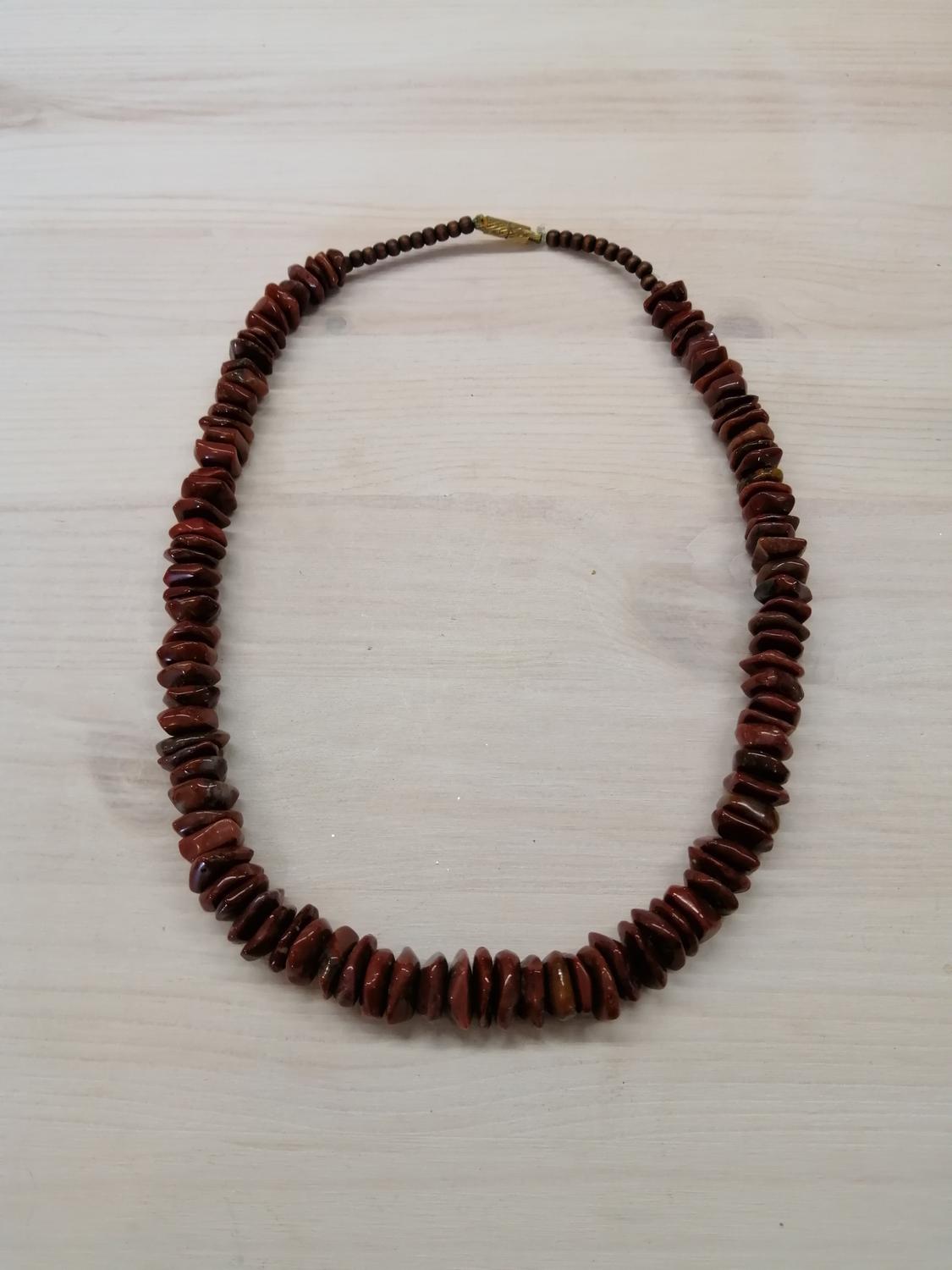 Vintage bijouteri halsband tungt brun-röda stenar