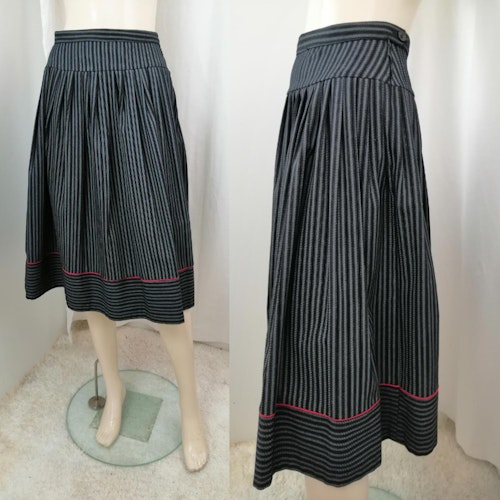 Vintage Retro grå svart randig kjol kraftig bomull vidd och volang
