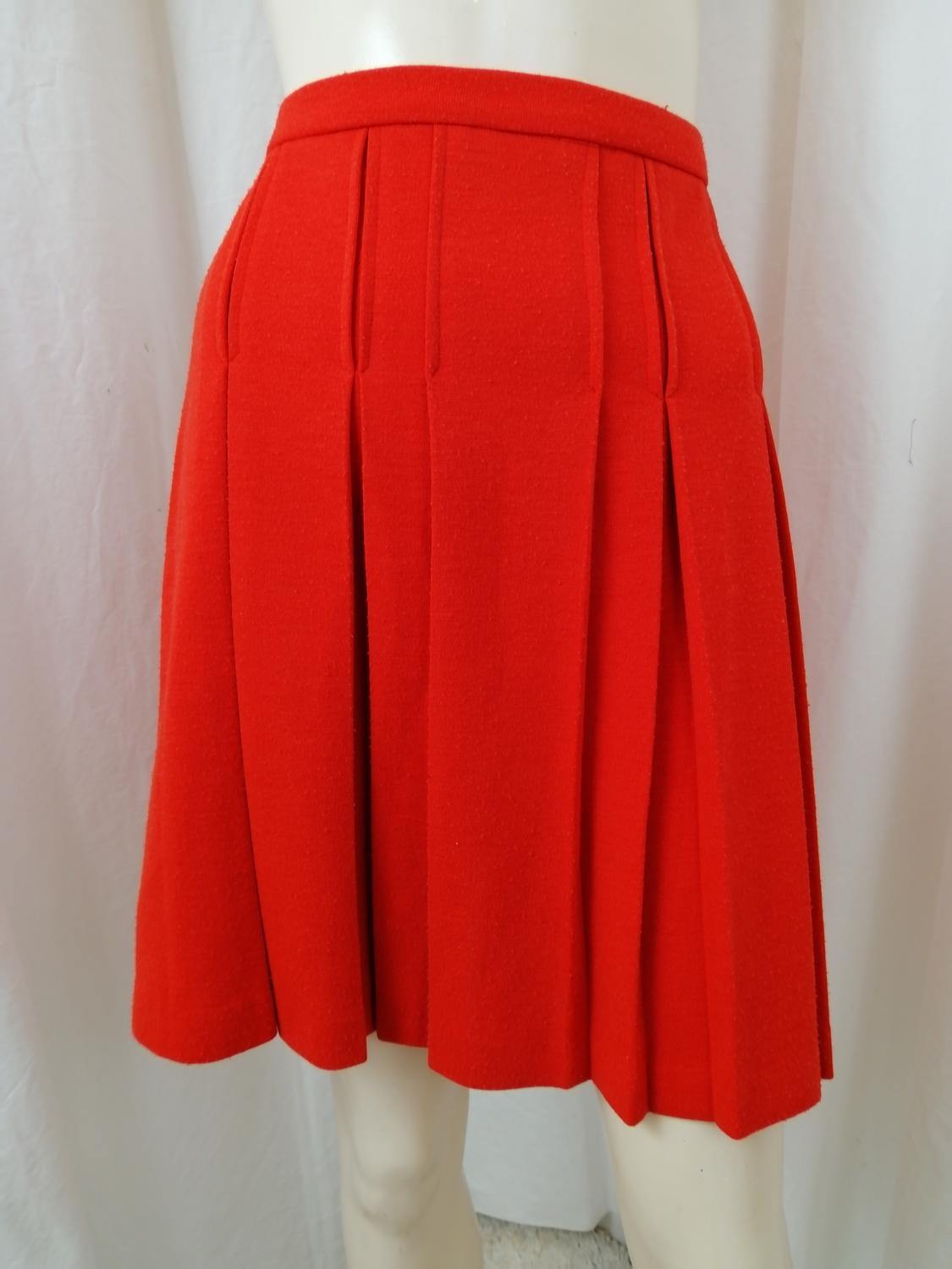 Vintage Retro klarröd kjol med veck kort 6070-tal