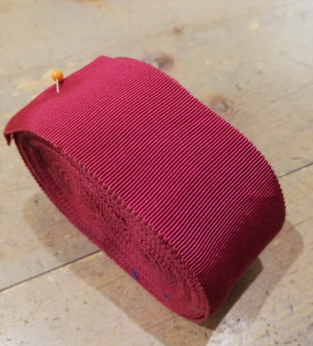 Vintage retro 1 meter hattband band rips charlakansröd rosa-vinrött-rött
