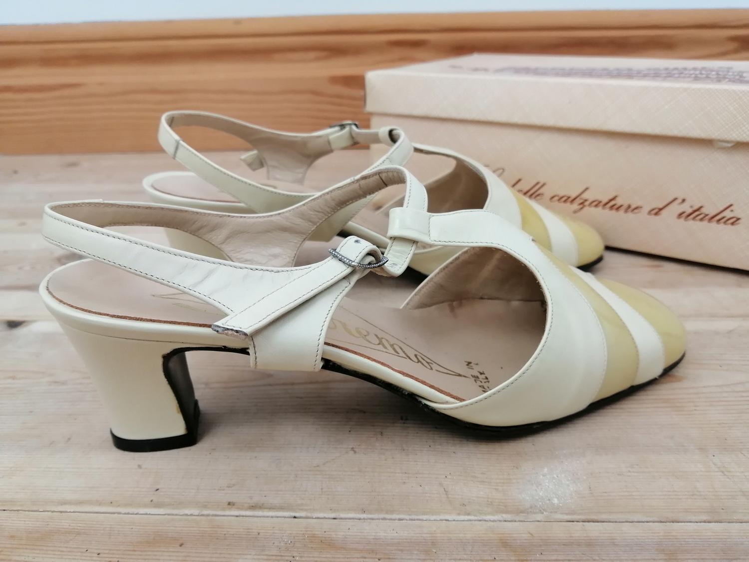 Vintage Sanremo beige vit sandalett rem stl 35