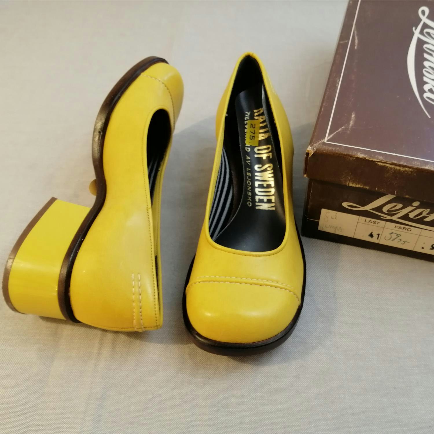 Vintage Katja of Sweden gul sko bred klack och tå stl 2,5 ca 35 - Vintage  Corner Österlen