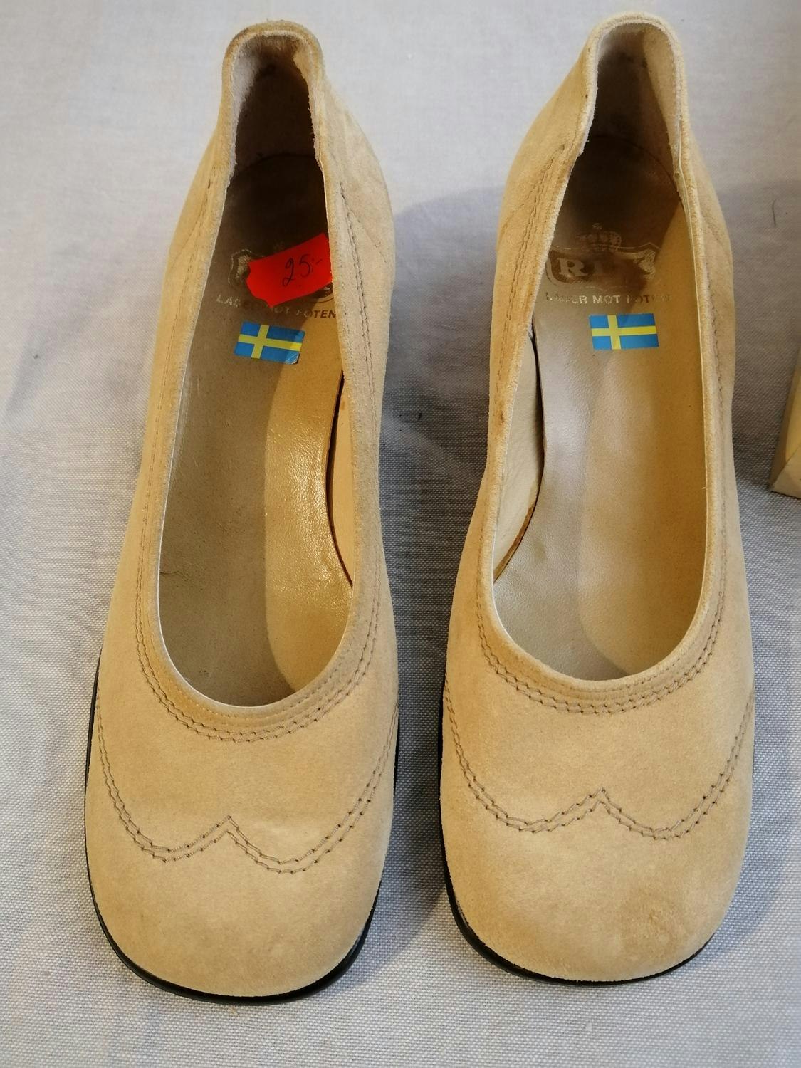 Vintage Rex beige mocka-sko ballerina lite klack stl 3,5 ca 36 - Vintage  Corner Österlen