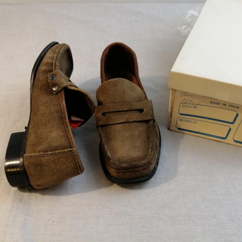 Vintage Manz brun loafer mocka slejf band nitar stl 35 Unisex
