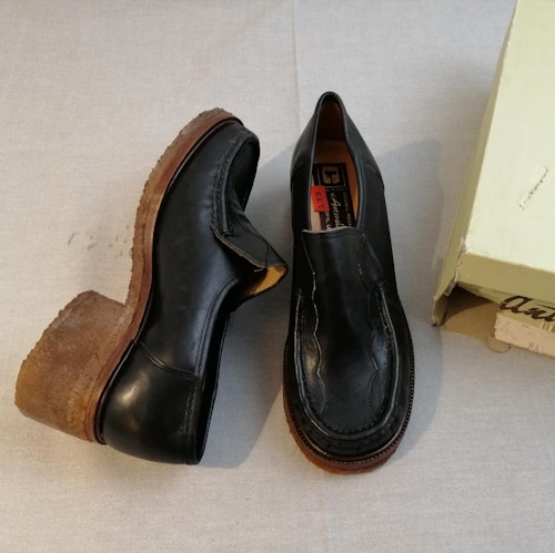 Vintage Antonella svart loafer grov g-sula stl 36
