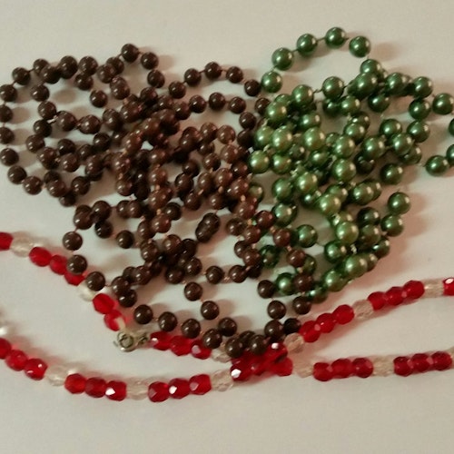 Retro bijouteri smycke halsband 3 st blandade brunt grönt rött olika längder