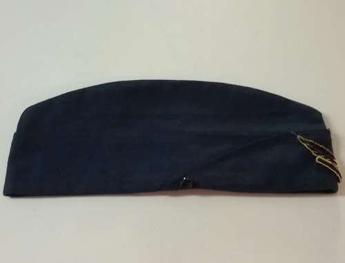 Retro scoutmössa uniformsmössa blå med emblem märke framtill