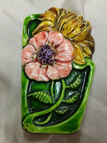 Retro vintage bältessmycke skärpsmycke med färgade blommor 6070-tal