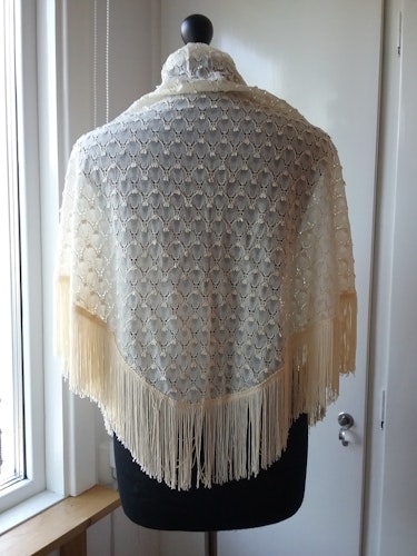 Retro vintage stor sjal att ha över axlarna gul-vit spetsmönstrad fransar