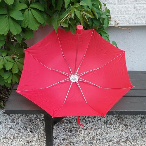 Retro paraply hopfällbart rött 70-tal