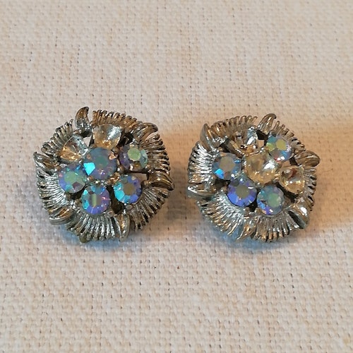 Vintage retro örhängen clips silverfärgad blomma med strass-stenar