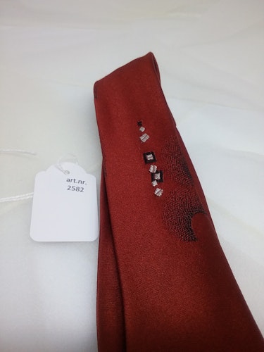 Vintage retro rockabilly slips 50-tal 60-tal smal röd mönster i svart Italien