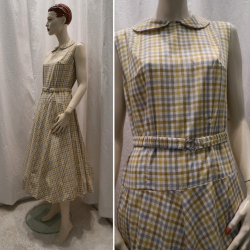 Vintage retro rutig sommarklänning med skärp klockad kjol gul vit ljusblå brun