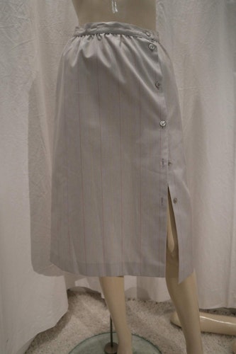 Retro kjol med knappar fram smalrandig grå/ljusblå gul röd 80-tal
