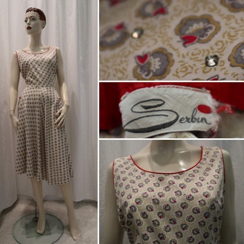 Vintage retro klänning bomull kalkonmönster ljus röd strass fickor 5060-tal
