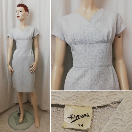 Vintage Retro prydlig finklänning Aspens bred midja ljusblå vit 5060-tal