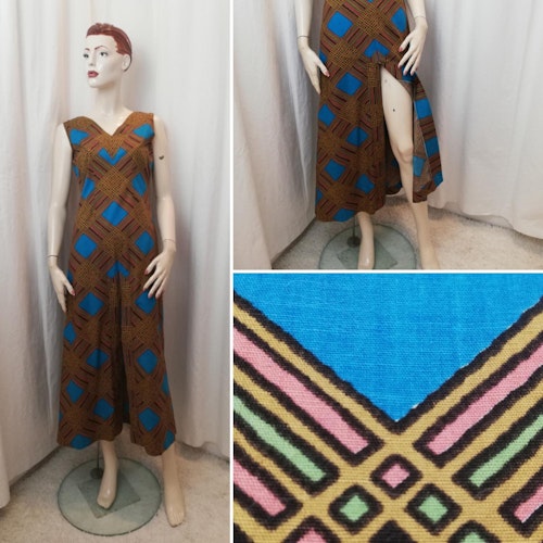 Vintage Retro lång figursydd klänning i härliga färger högs slits fram turkos