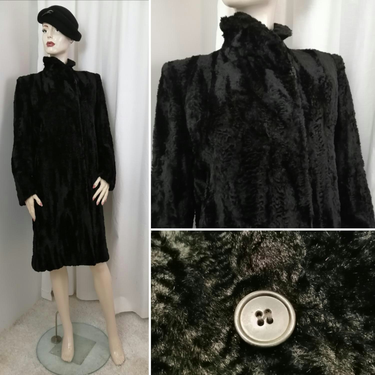 Vintage päls-liknande svart kappa strukturerad och blänker sjalkrage 40-tal  - Vintage Corner Österlen