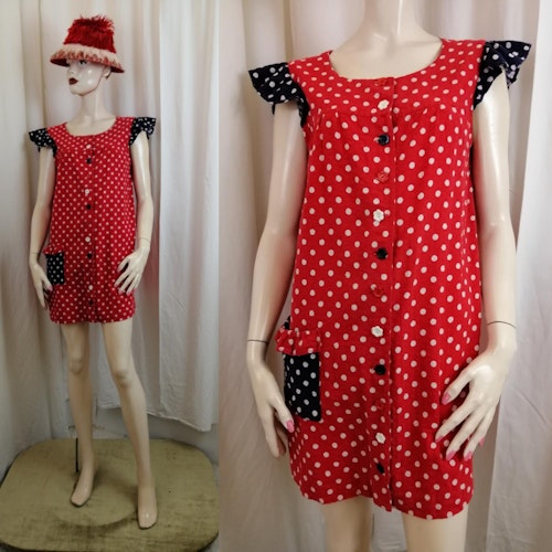 Vintage tunika kort-kort klänning blå röd prickar bäckebölja