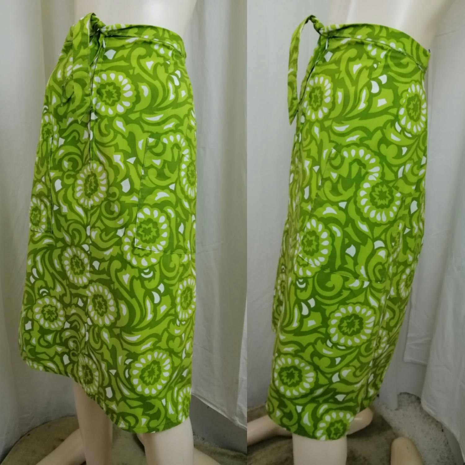 Vintage grön-vit mönstrad kjol knytskärp och sjalett bomull - Vintage  Corner Österlen