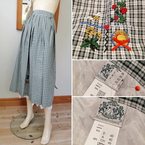 Vintage grönrutig kjol med broderier och brodyrunderkjol 80-tal
