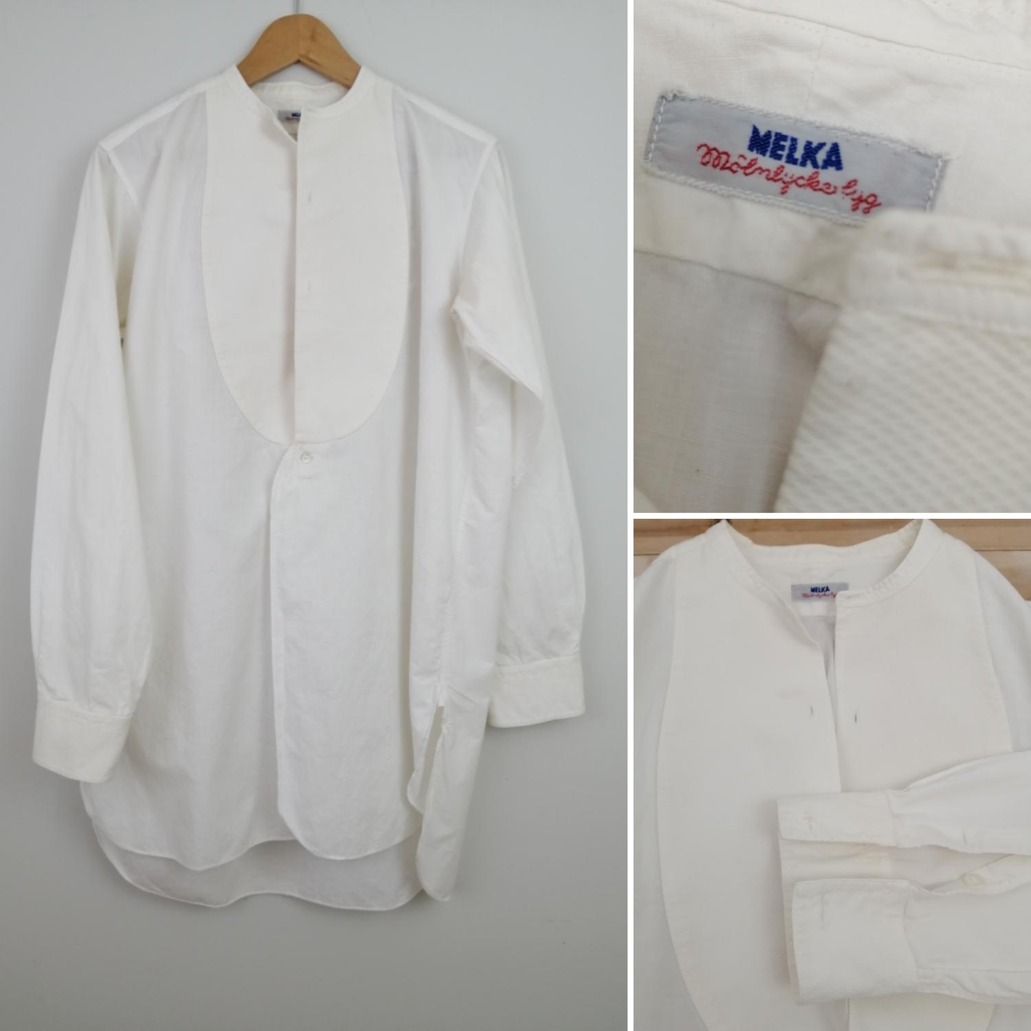Vintage vit gammal frackskjorta med stärkt bröst