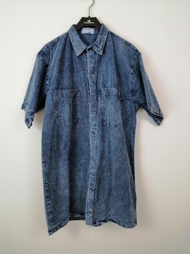 Vintage kortärmad jeansskjorta färdigskrynklad 80-tal