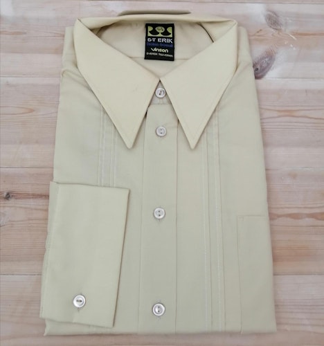 Vintage beige skjorta Vinson oöppnad lång ärm spetsiga kragsnibbar 70-tal