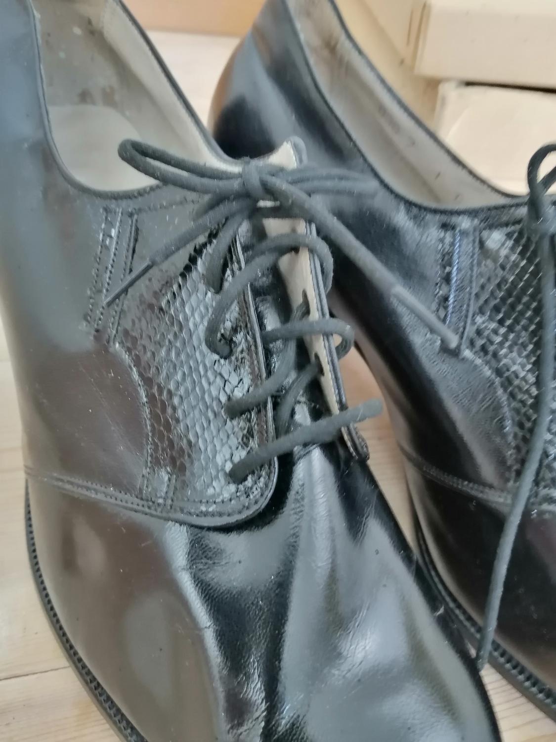 Vintage Maritza svart sko med snörning bred klack stl 7A ca 41