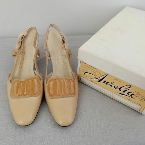 Vintage Aurelia sandalett smal klack ljusbeige orange utan häl stl 37,5