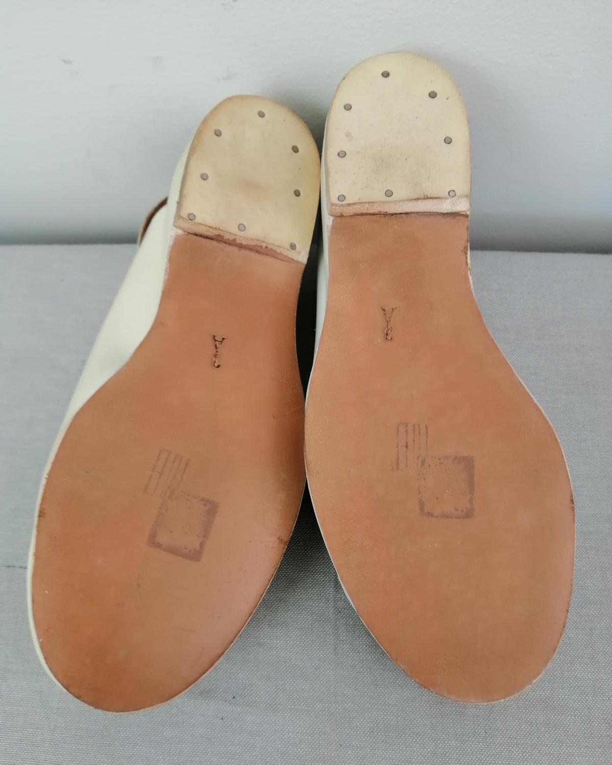 Vintage Joel vit sandal slingback hålmönstrad stl 3A ca 35