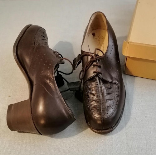 Vintage Bryntesson brun sko snörning tofs kroko-imit fram stl 4 ca 37