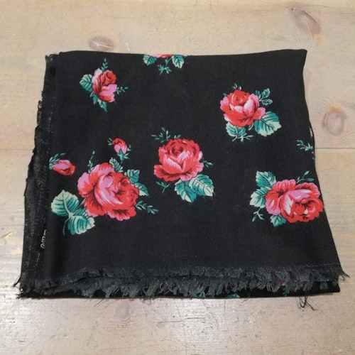 Vintage retro scarf scarves sjal svart med rosor korta fransar
