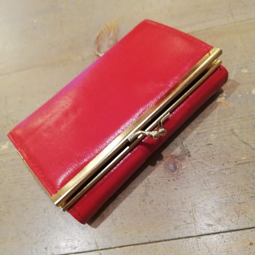 Vintage retro plånbok röd 5 fack mässingsfärgat spänne