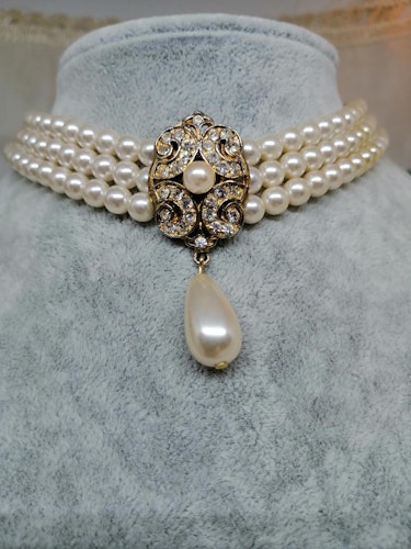 Retro bijouteri smycke halsband kort pärlhalsband choker mittdel strass