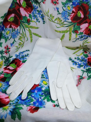 Vintage handskar sämskinn vita oanvända längre släta
