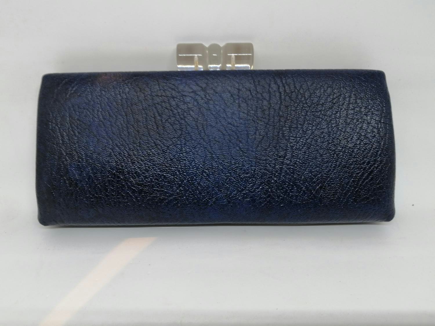 Vintage retro handväska blå kuvertväska med stort plastspänne - Vintage  Corner Österlen