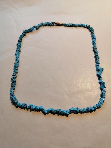 Vintage bijouteri smycke halsband turkos kantiga små stenar kort