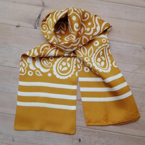 Vintage scarf scarves sjal avlång dubbelsydd mörkt gul med vitt mönster