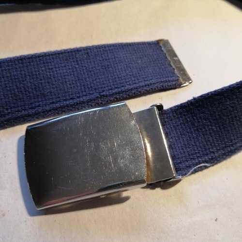 Vintage skärp bälte blå textil med miltärspänne silverf