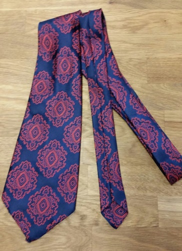 Retro slips bredare modell 70-tal, blå röd Portia